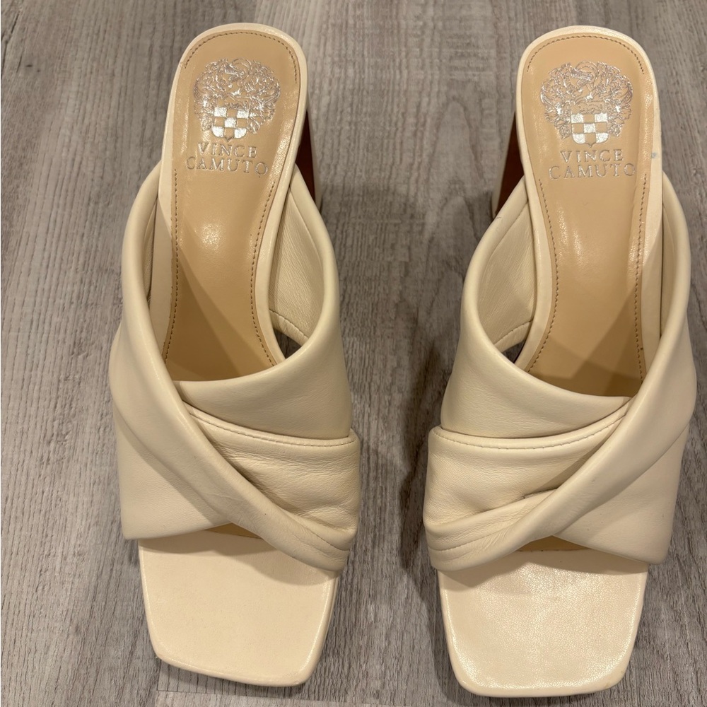 Vince Camuto Elmindi leather heeled sandals